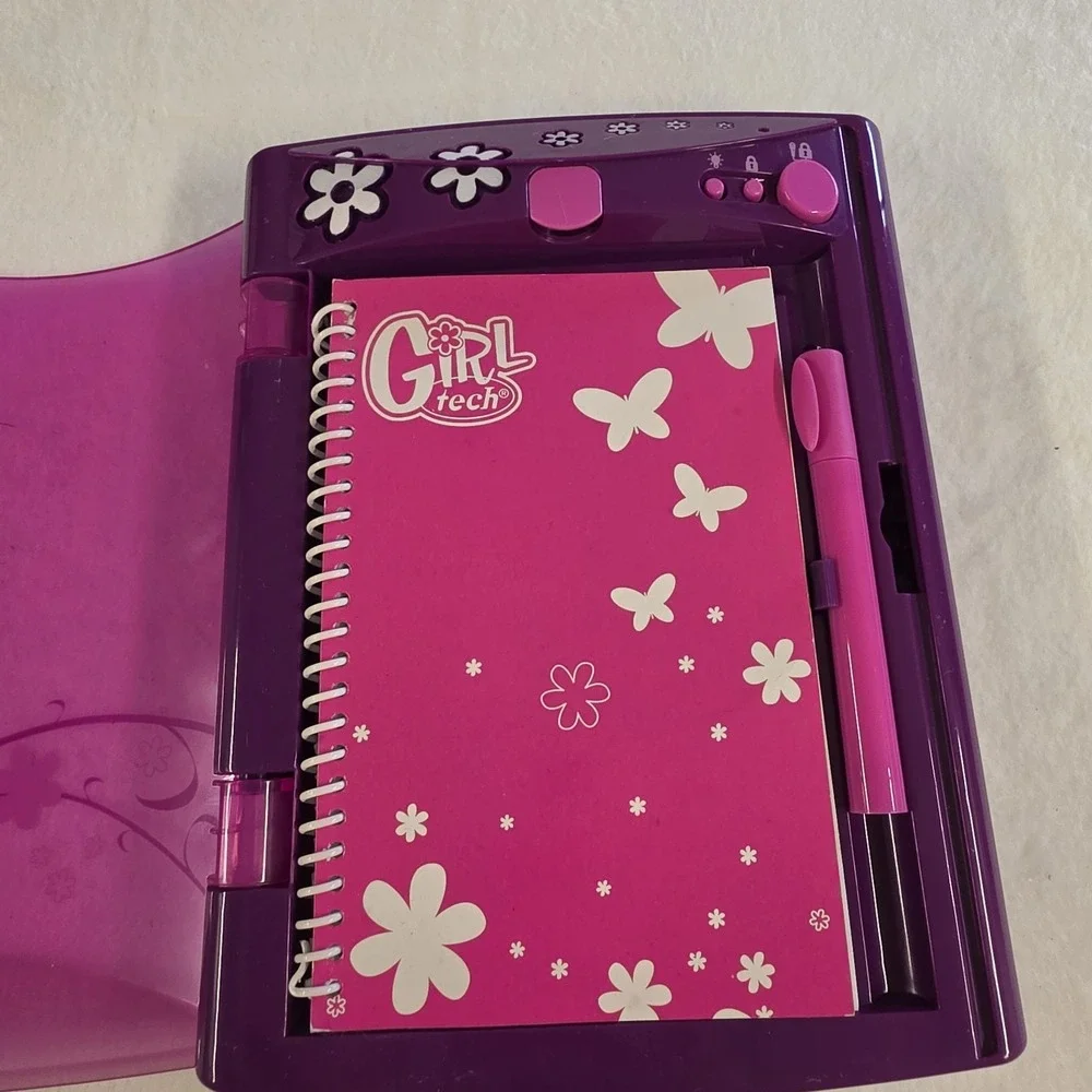 Mattel Girl Tech Password Journal Pen And Notebook Pink Electronic Invisible Ink